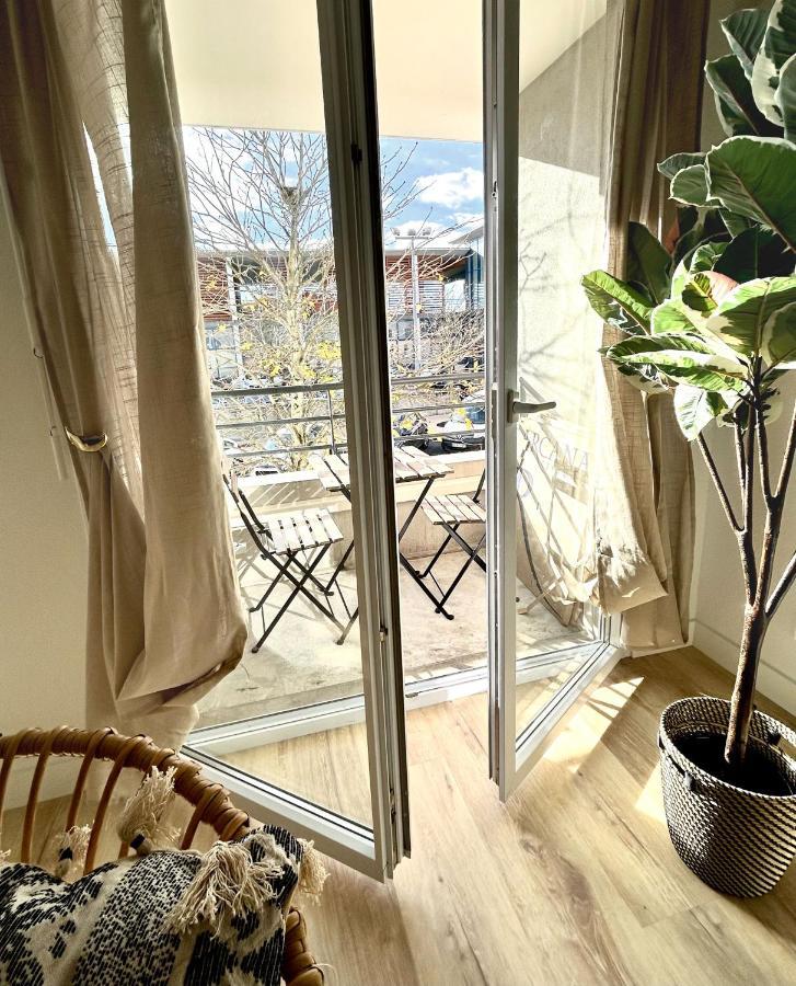 Modern 1 Bdr + Balcony + Free Parking + Ac + Pool Apartment L'Isle-d'Abeau Exterior photo